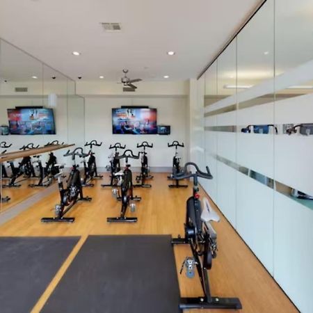 Chic 1Br Near Nrg With Pool Wifi Freeparking Apartment ฮูสตัน ภายนอก รูปภาพ