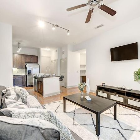 Chic 1Br Near Nrg With Pool Wifi Freeparking Apartment ฮูสตัน ภายนอก รูปภาพ
