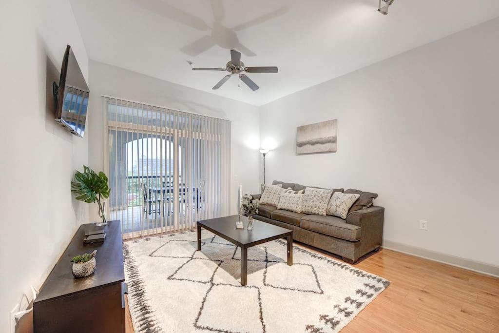 Chic 1Br Near Nrg With Pool Wifi Freeparking Apartment ฮูสตัน ภายนอก รูปภาพ