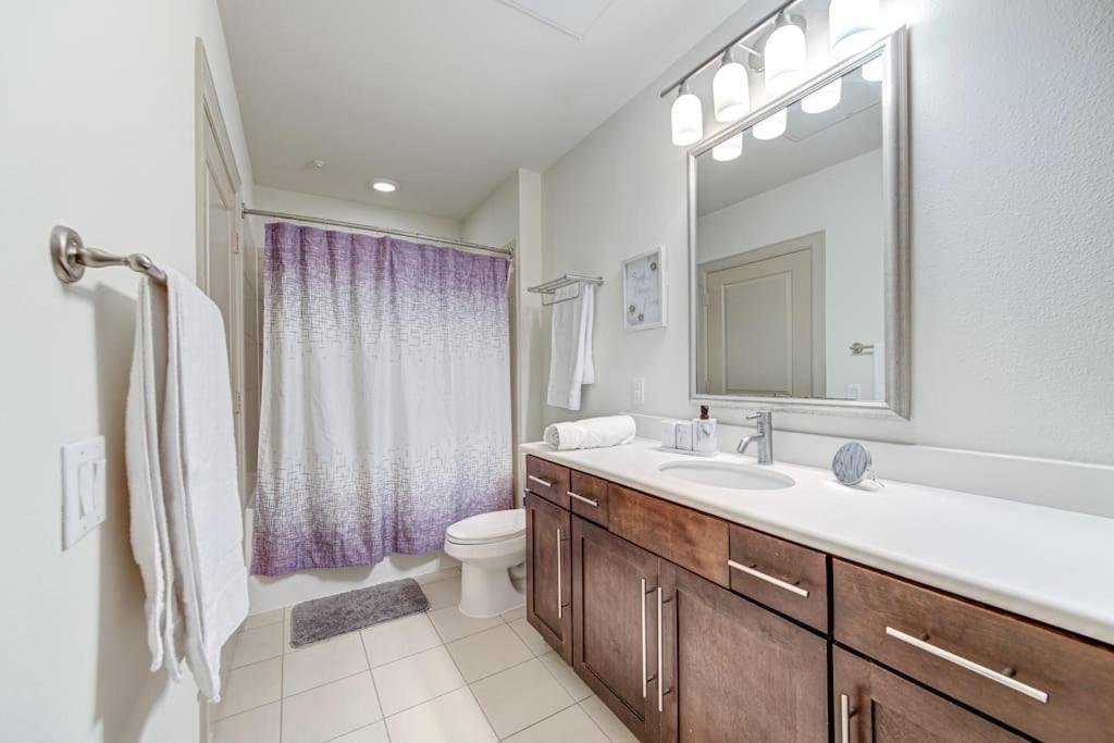 Chic 1Br Near Nrg With Pool Wifi Freeparking Apartment ฮูสตัน ภายนอก รูปภาพ