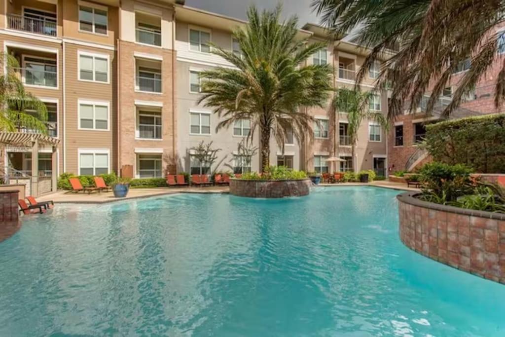 Chic 1Br Near Nrg With Pool Wifi Freeparking Apartment ฮูสตัน ภายนอก รูปภาพ